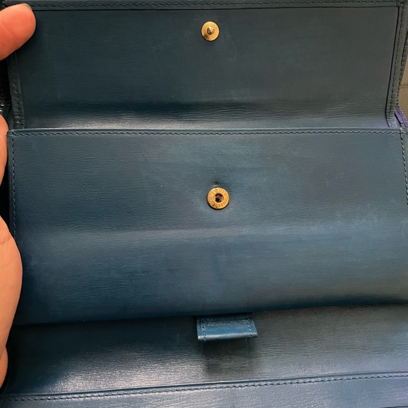 Authentic LV Epi wallet blue - Picture 3 of 14